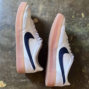 Women's Nike Killshot 2 Sail/Gum Yellow/Midnight Navy Size 9